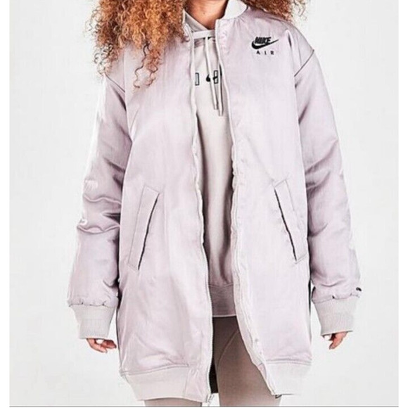 Nike Air Therma-Fit Women’s Bomber Jacket Medium Gray DD4640-033 NWT $180 - Picture 1 of 7